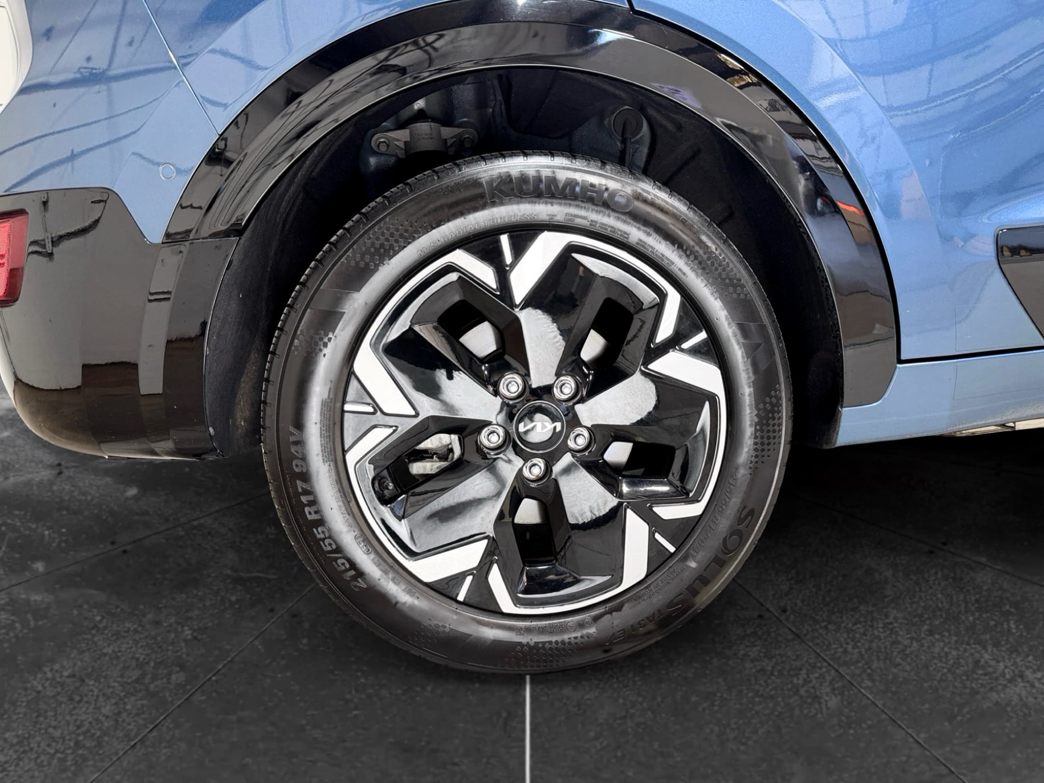 2024 Kia Niro EV view 35