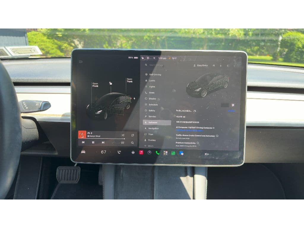 2022 Tesla Model 3 view 7