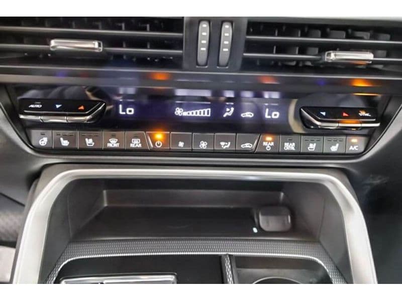 2025 Mazda CX-90 PHEV view 16