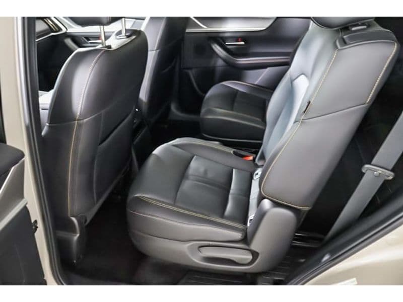 2024 Mazda CX-90 PHEV view 9