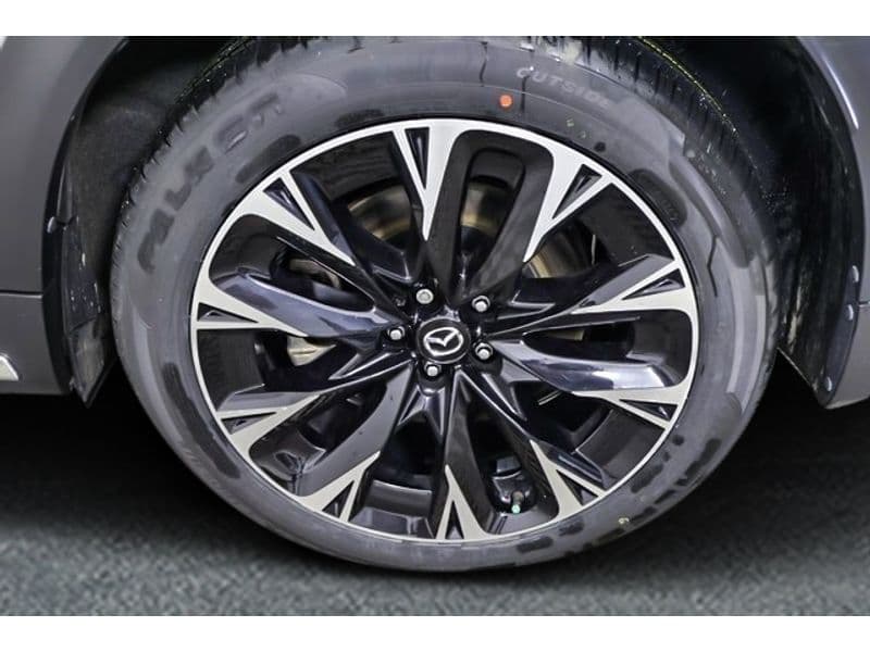 2024 Mazda CX-90 PHEV view 11