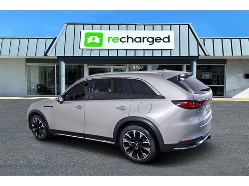 2024 Mazda CX-90 PHEV view 4