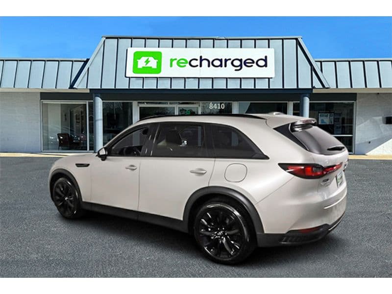 2025 Mazda CX-90 PHEV view 4