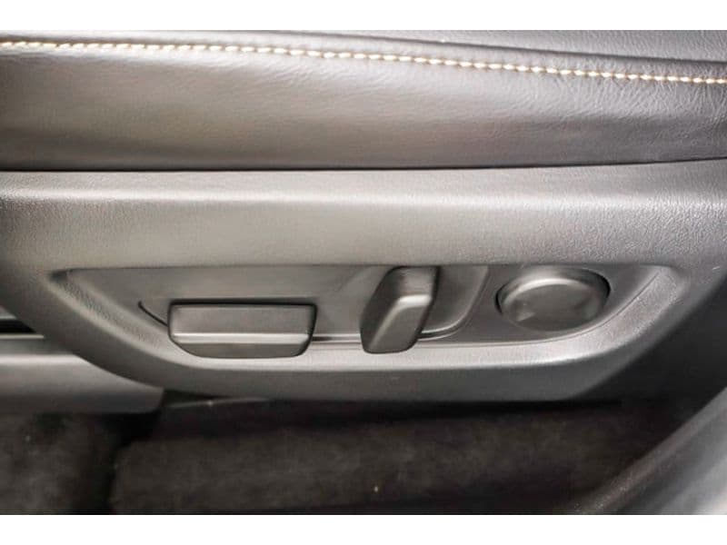 2025 Mazda CX-90 PHEV view 9