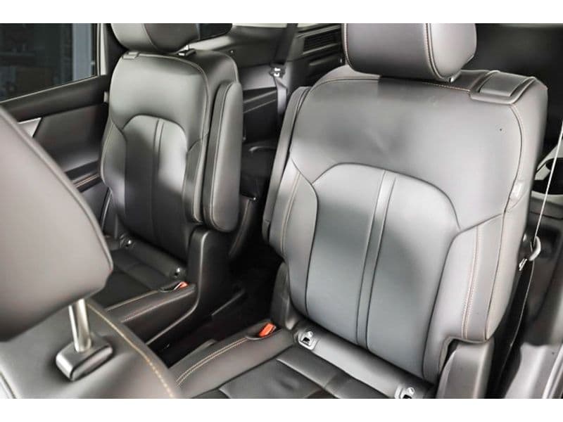 2025 Mazda CX-90 PHEV view 11