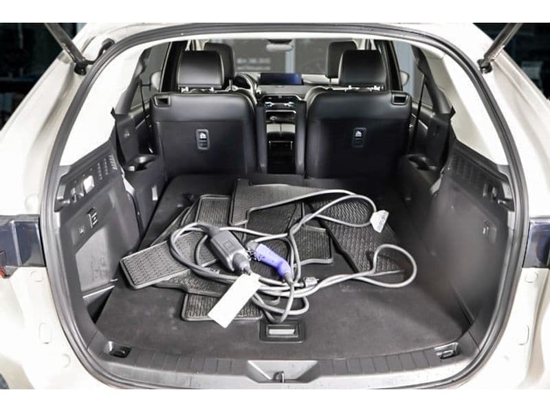 2025 Mazda CX-90 PHEV view 27