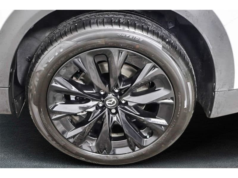 2025 Mazda CX-90 PHEV view 31