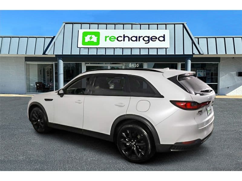 2025 Mazda CX-90 PHEV view 4