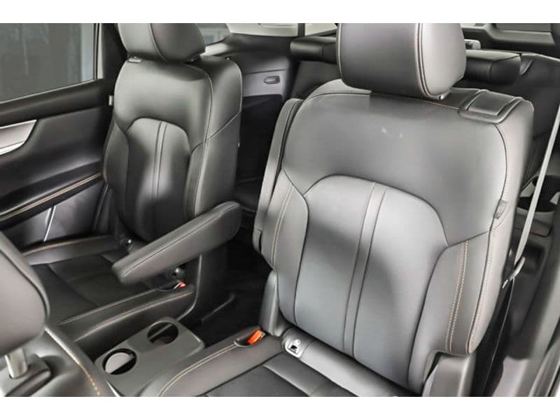 2025 Mazda CX-90 PHEV view 7