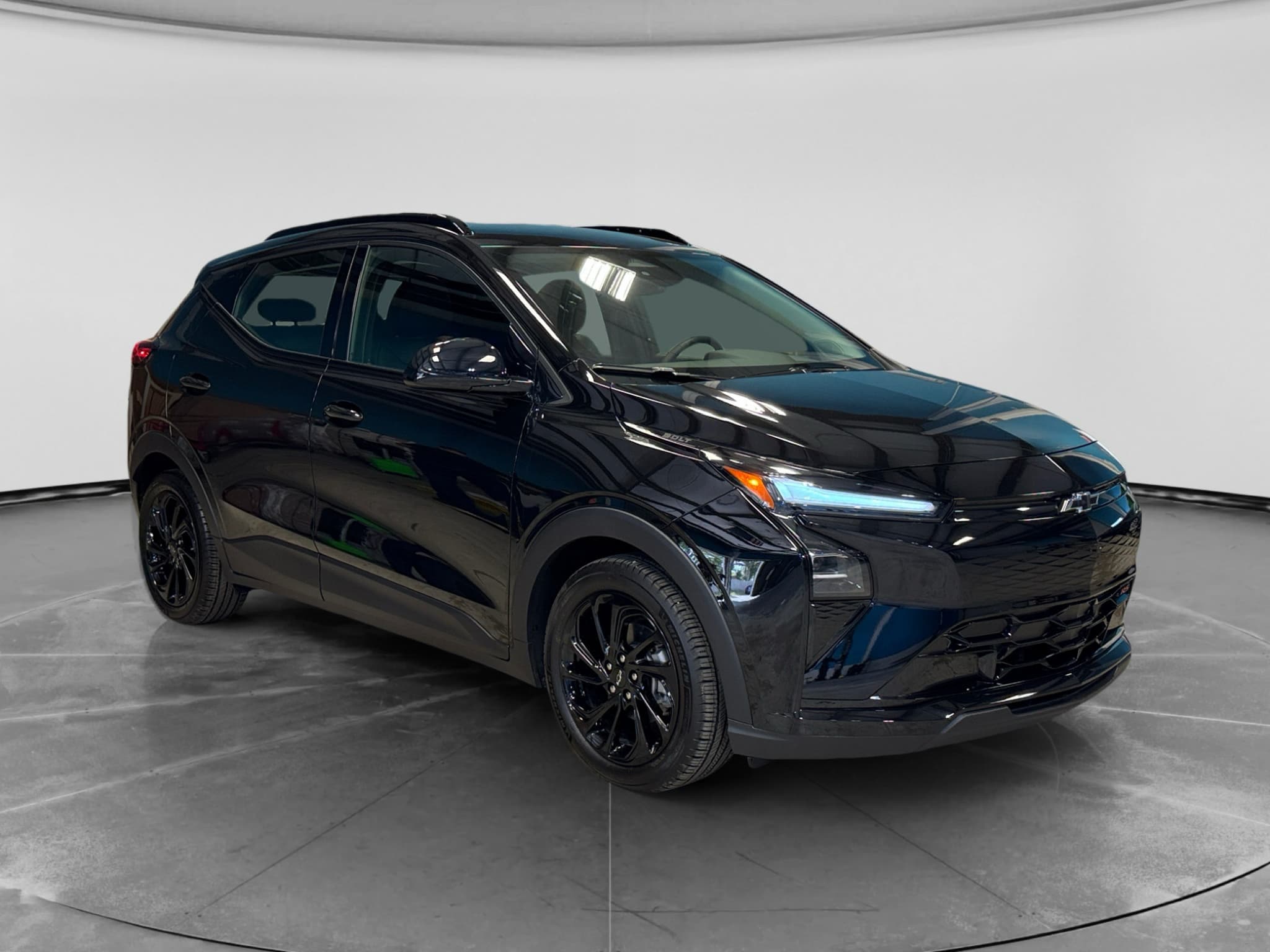 2027 Chevrolet Bolt view 4