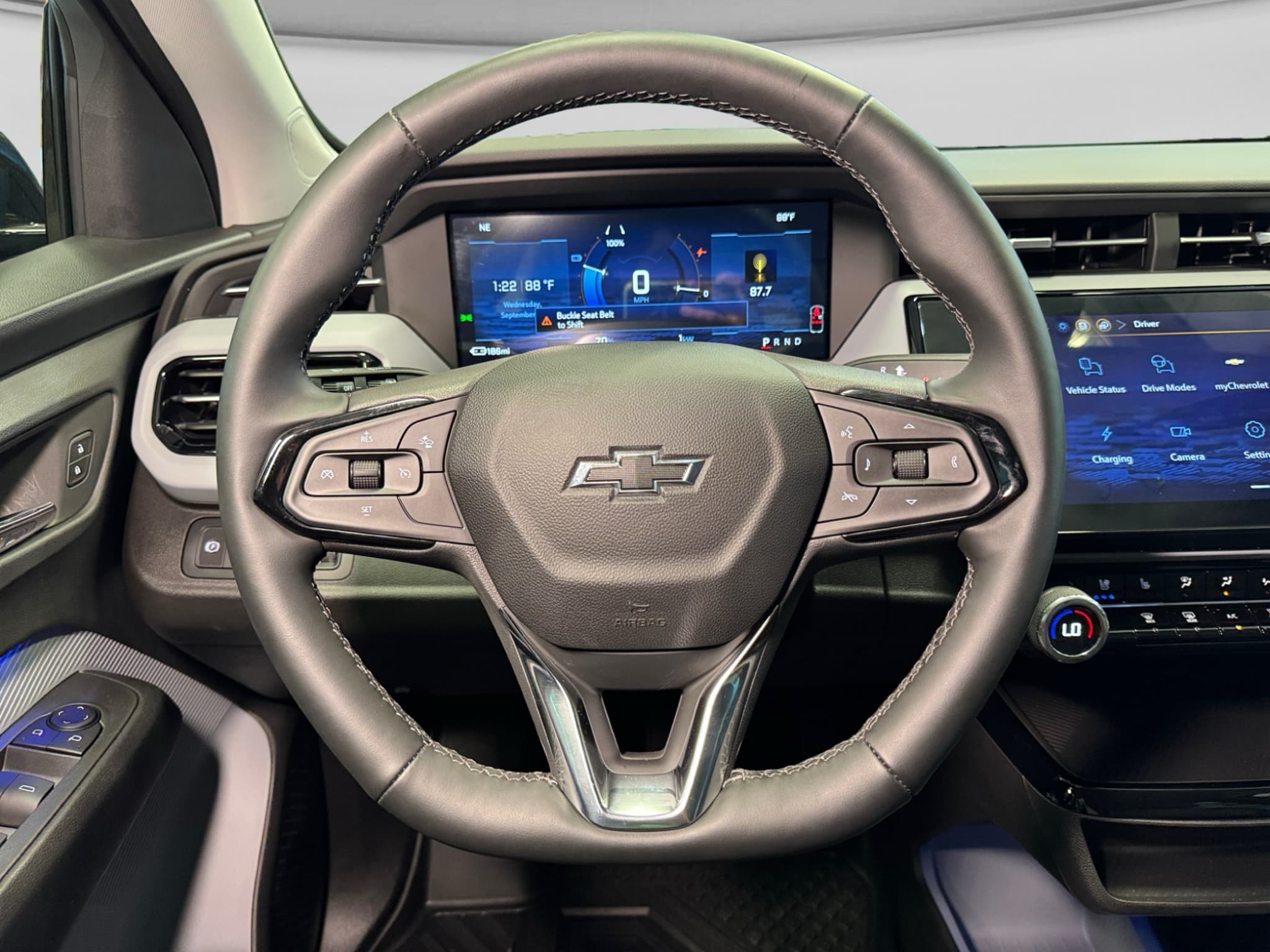 2027 Chevrolet Bolt view 9