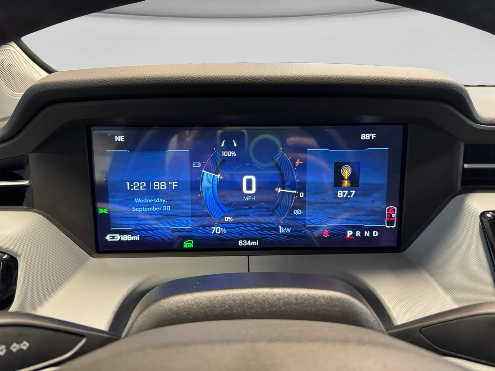 2027 Chevrolet Bolt view 10