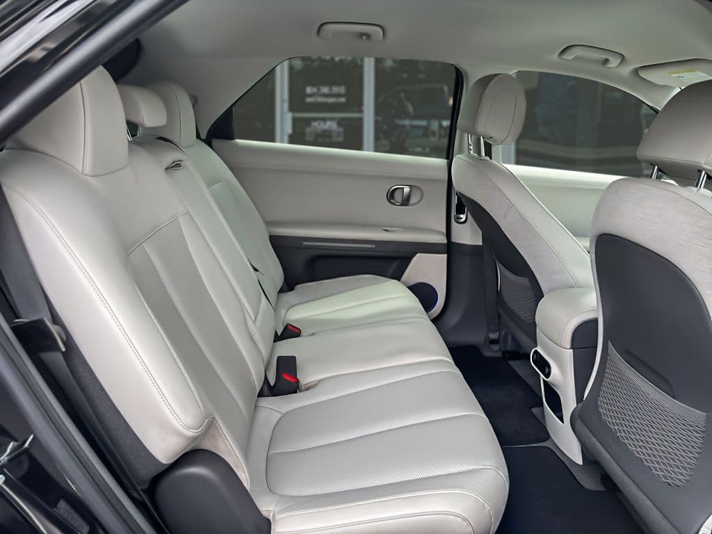 2022 Hyundai IONIQ 5 view 16