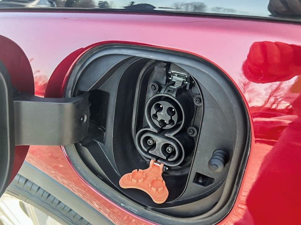 2022 Chevrolet Bolt EV view 5
