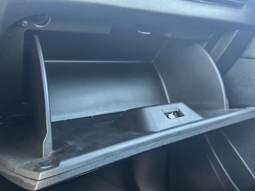 2022 Chevrolet Bolt EV view 15