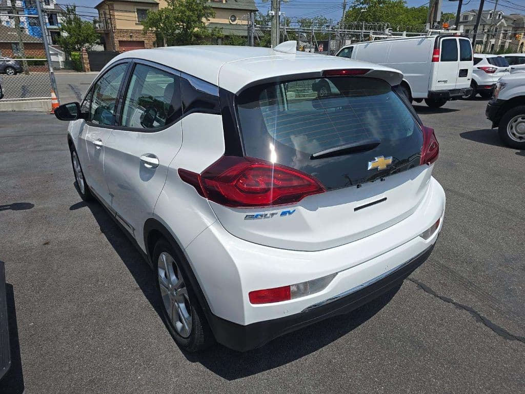 2021 Chevrolet Bolt EV view 2