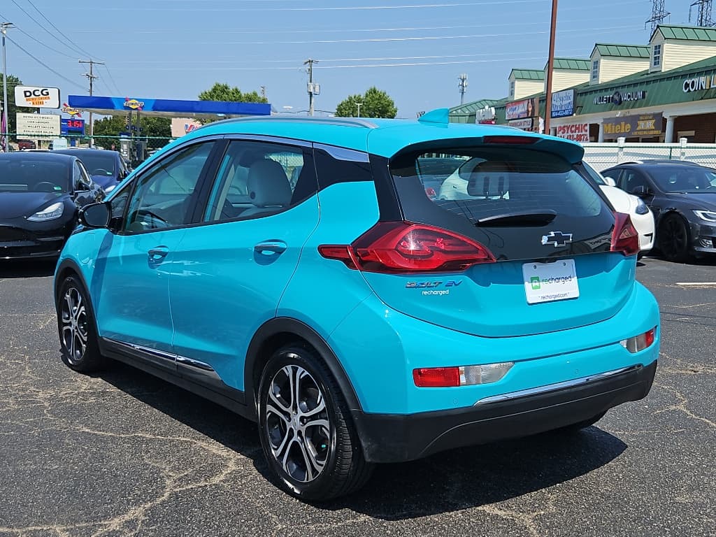 2021 Chevrolet Bolt EV view 2