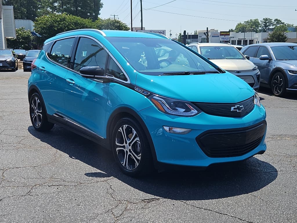 2021 Chevrolet Bolt EV view 4