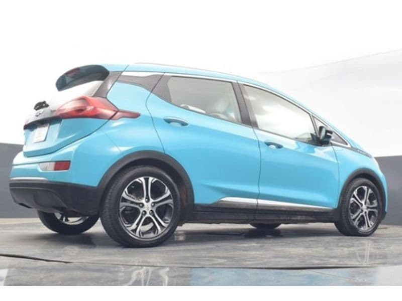 2021 Chevrolet Bolt EV view 5