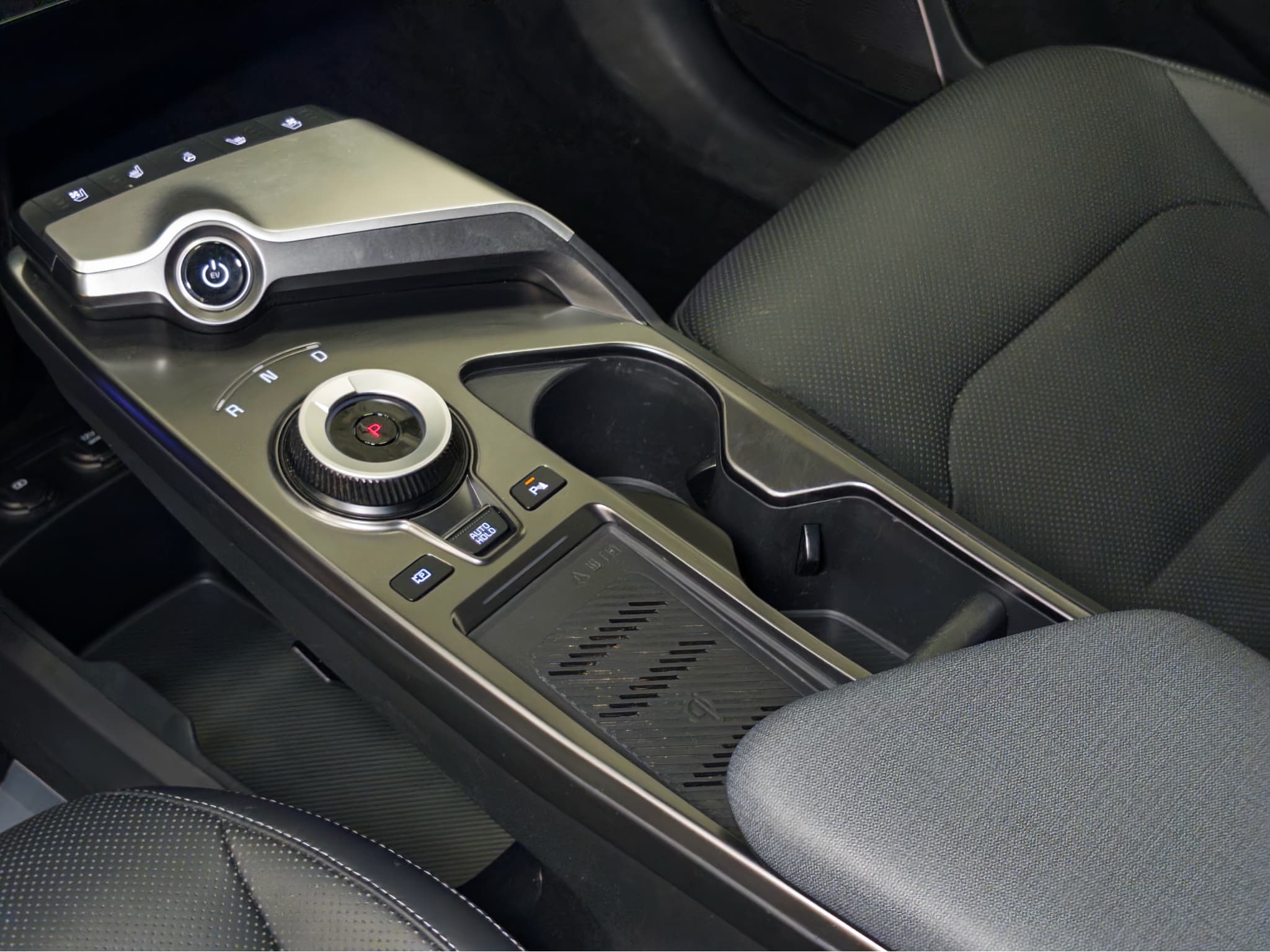 2023 Kia EV6 view 16