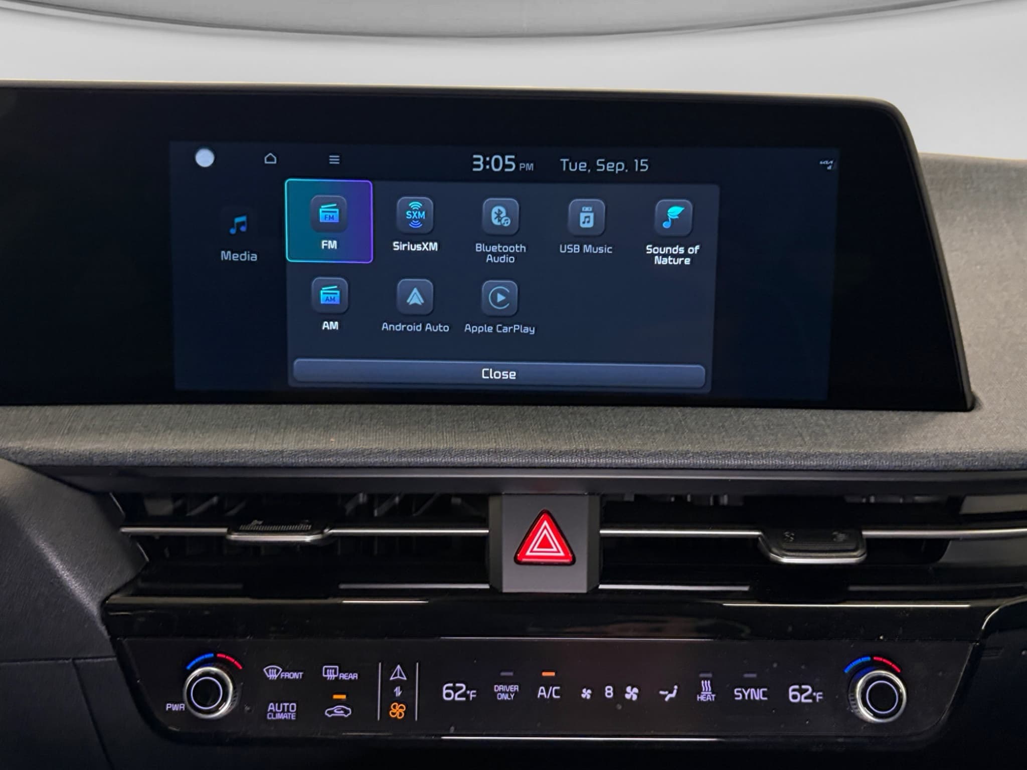 2023 Kia EV6 view 11