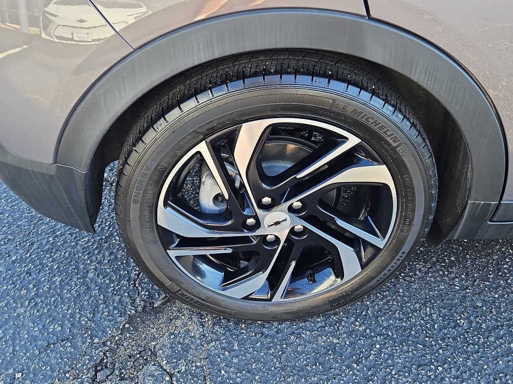 2022 Chevrolet Bolt EV view 31