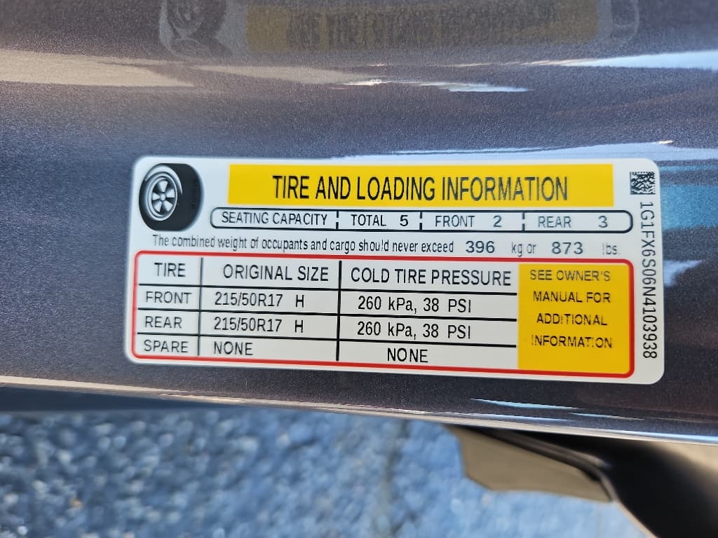 2022 Chevrolet Bolt EV view 26