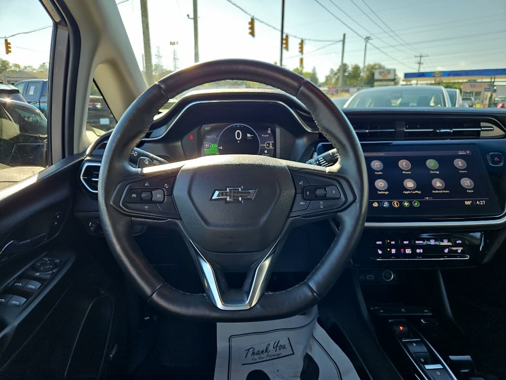 2022 Chevrolet Bolt EV view 8