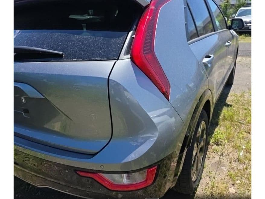 2024 Kia Niro EV view 4