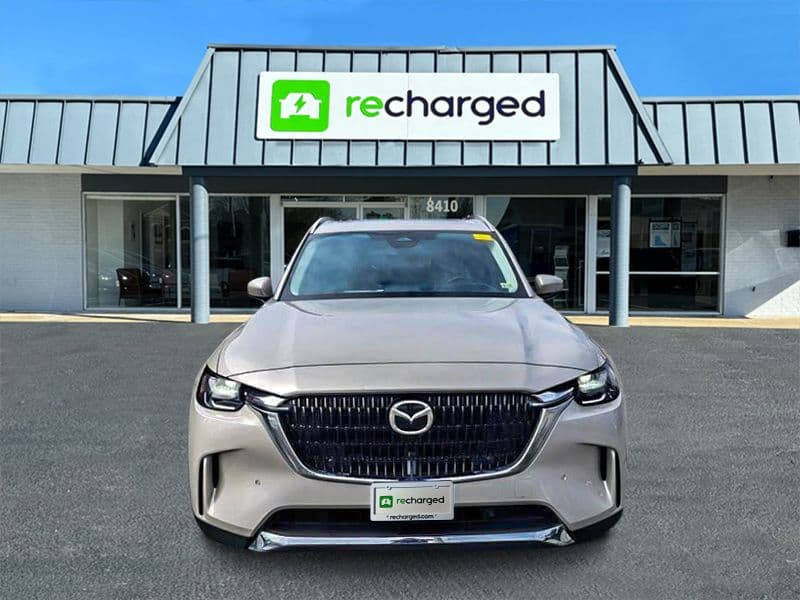 2024 Mazda CX-90 view 2