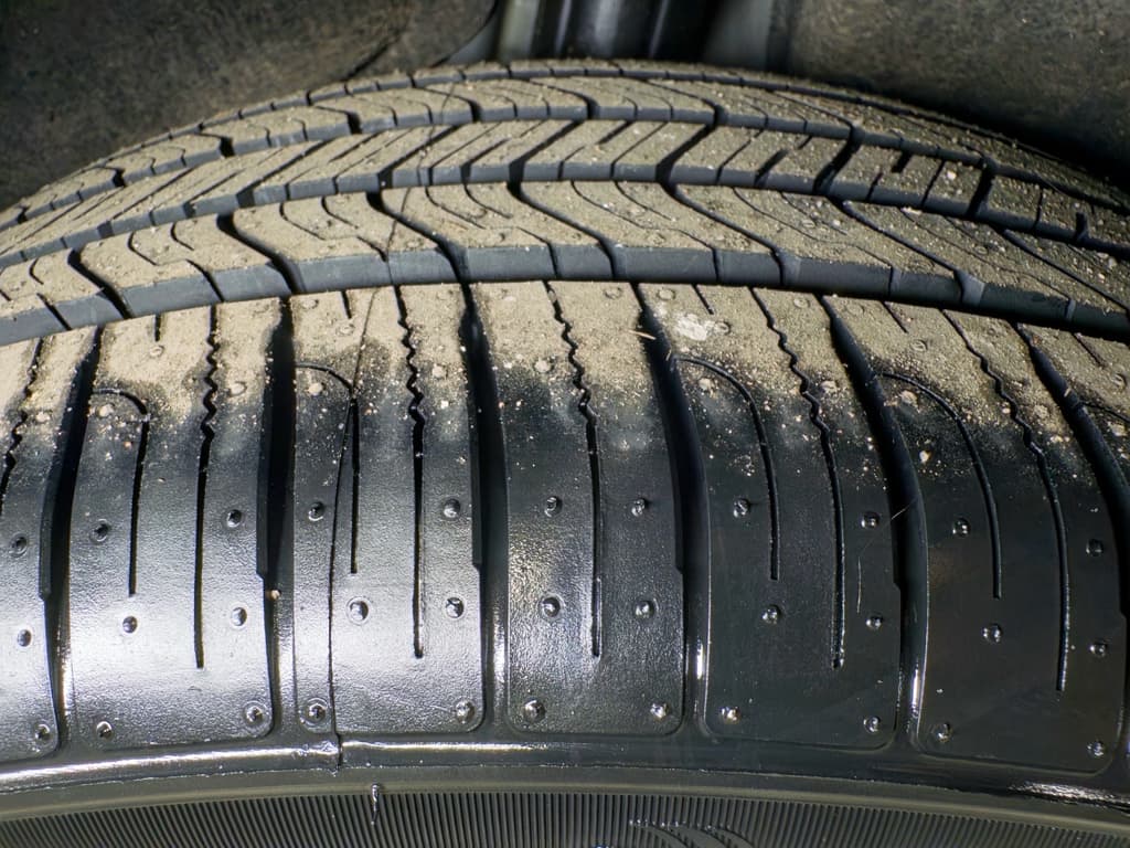 2020 Chevrolet Bolt EV view 34