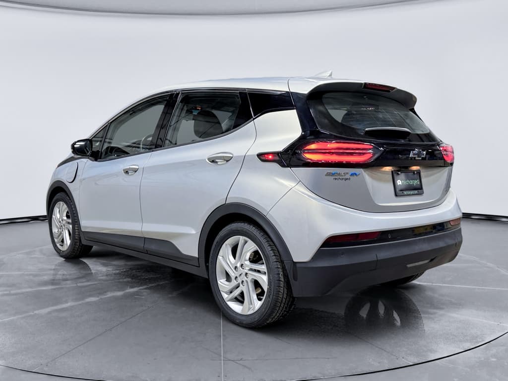 2023 Chevrolet Bolt EV view 2