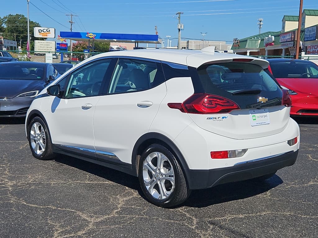 2021 Chevrolet Bolt EV view 2