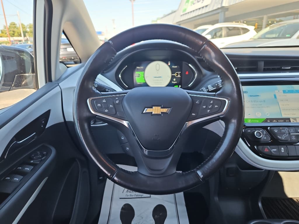 2021 Chevrolet Bolt EV view 8