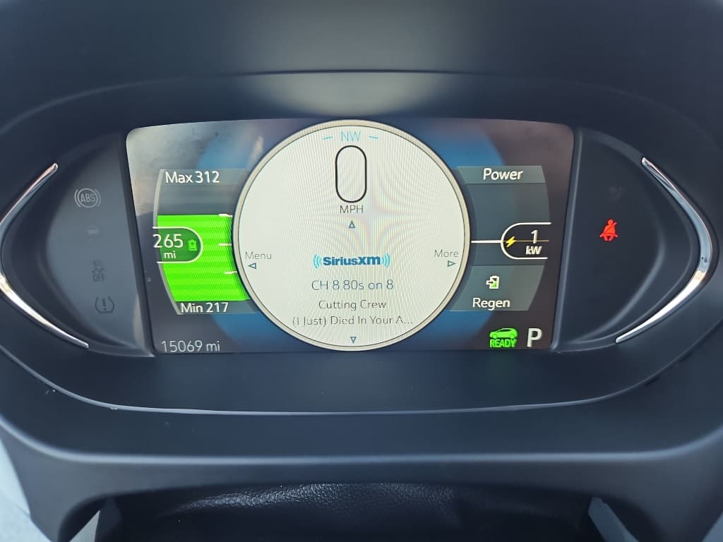2021 Chevrolet Bolt EV view 11