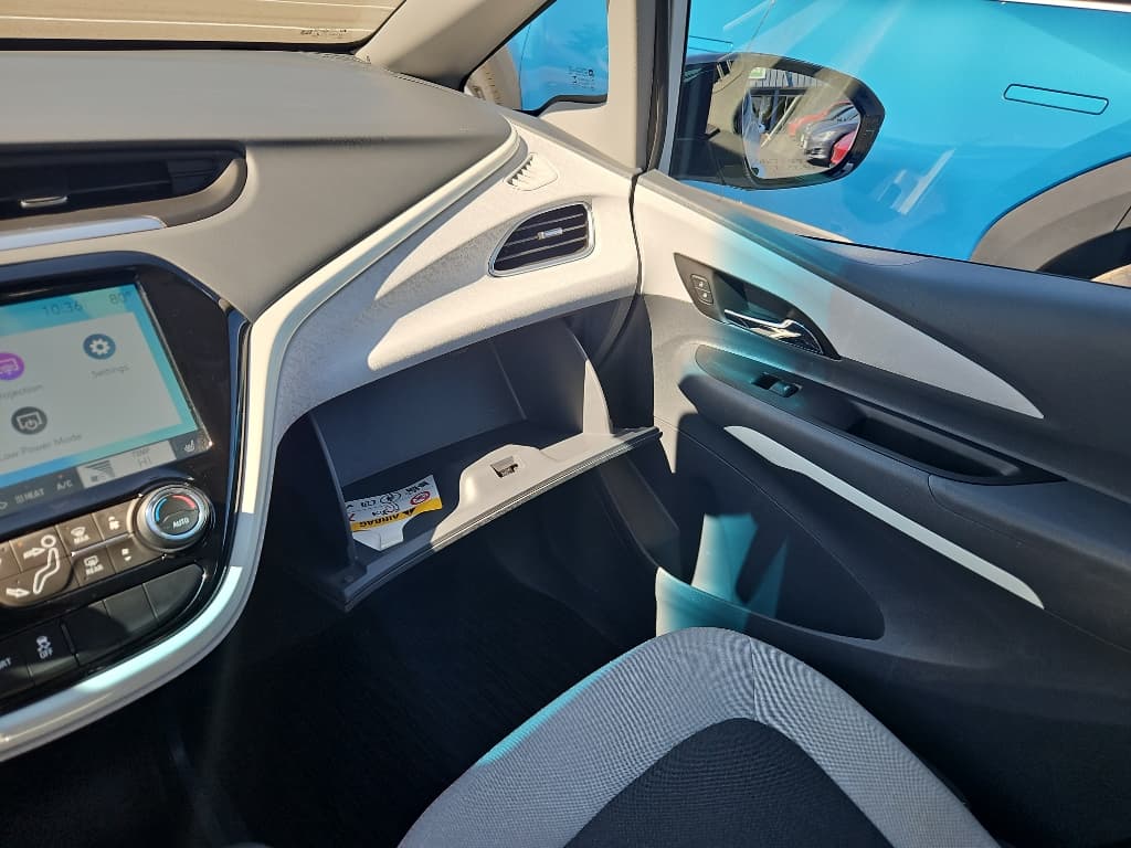 2021 Chevrolet Bolt EV view 19