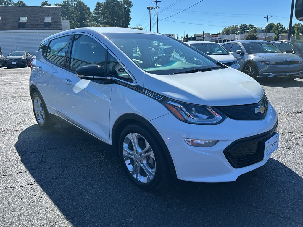 2021 Chevrolet Bolt EV view 4