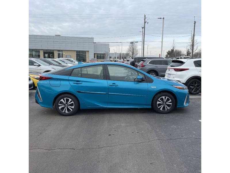 2019 Toyota Prius Prime view 6