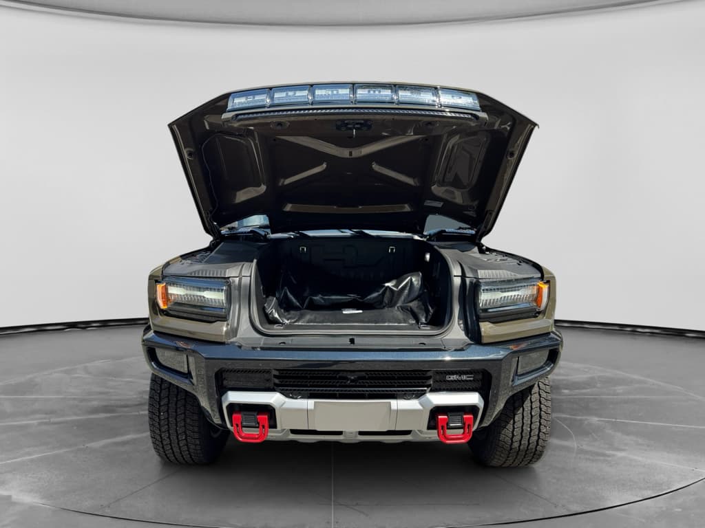 2024 GMC Hummer EV Pickup view 25