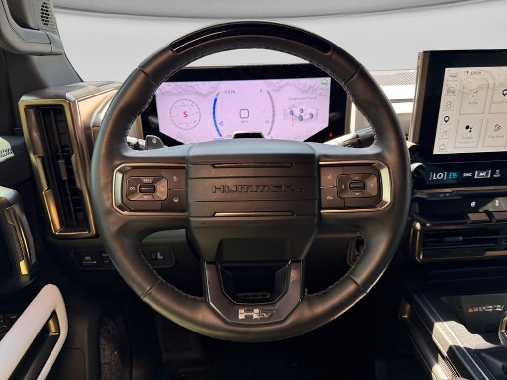 2024 GMC Hummer EV Pickup view 8
