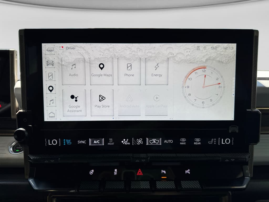 2024 GMC Hummer EV Pickup view 13