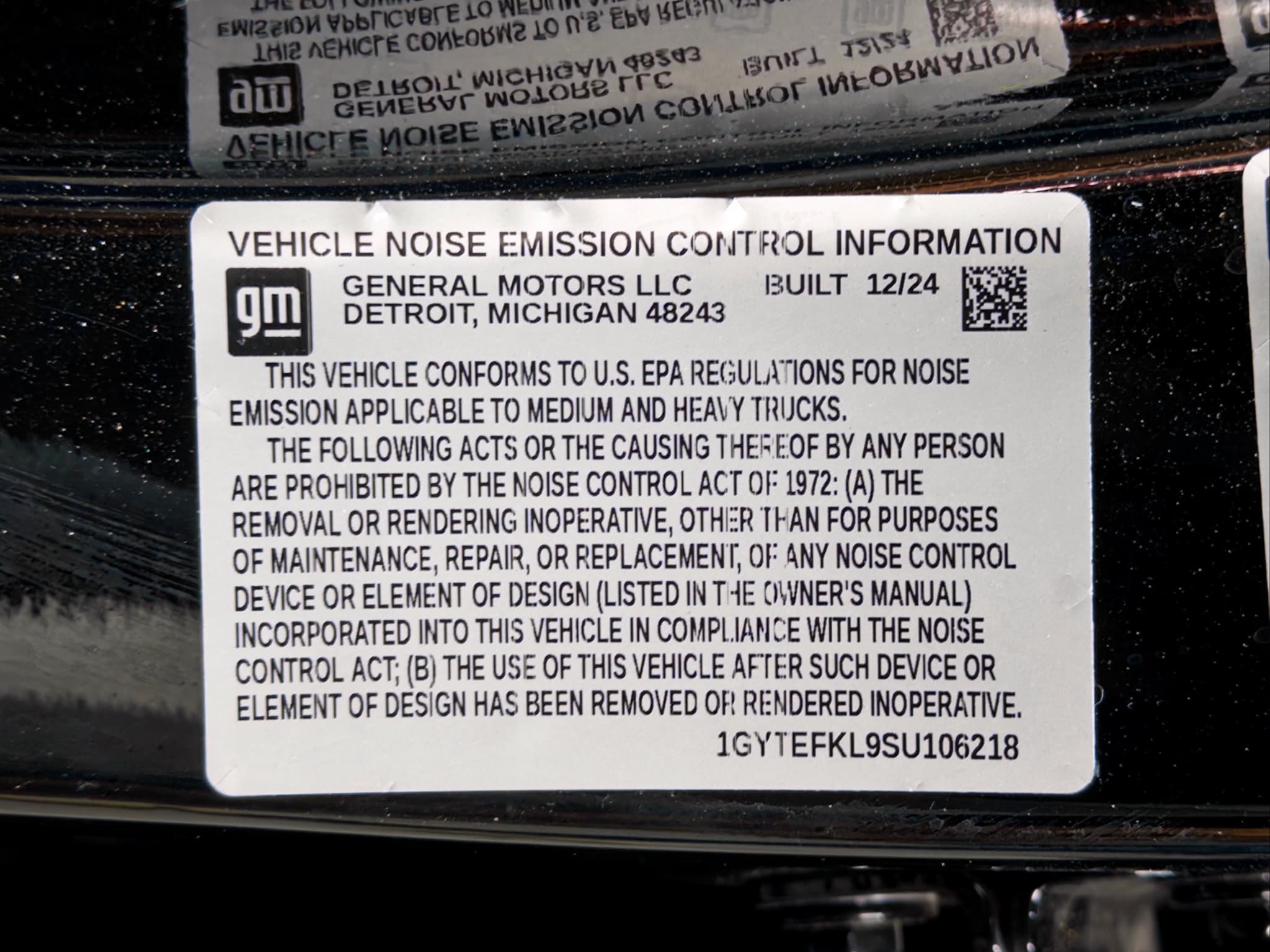 2025 Cadillac Escalade IQ view 31