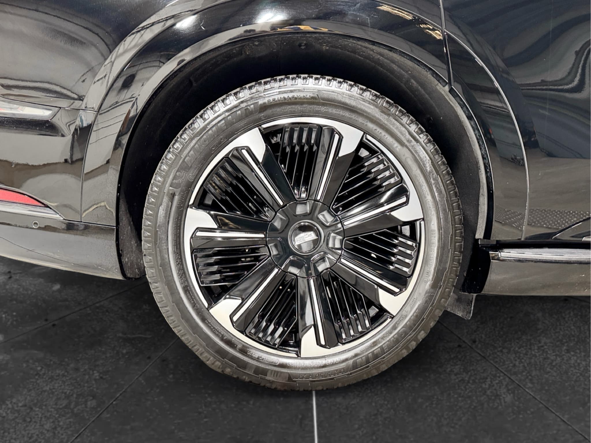 2025 Cadillac Escalade IQ view 38