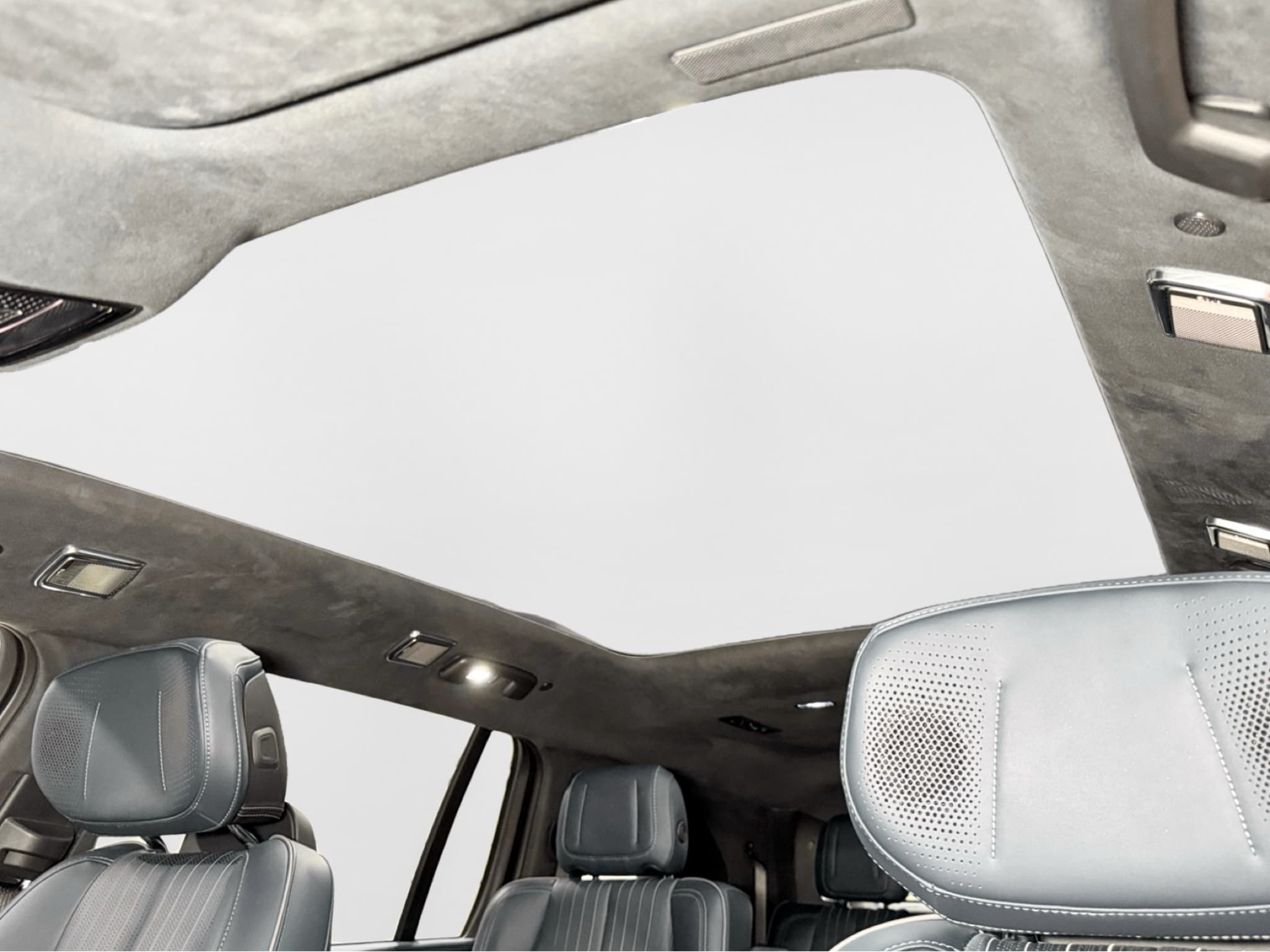 2025 Cadillac Escalade IQ view 28
