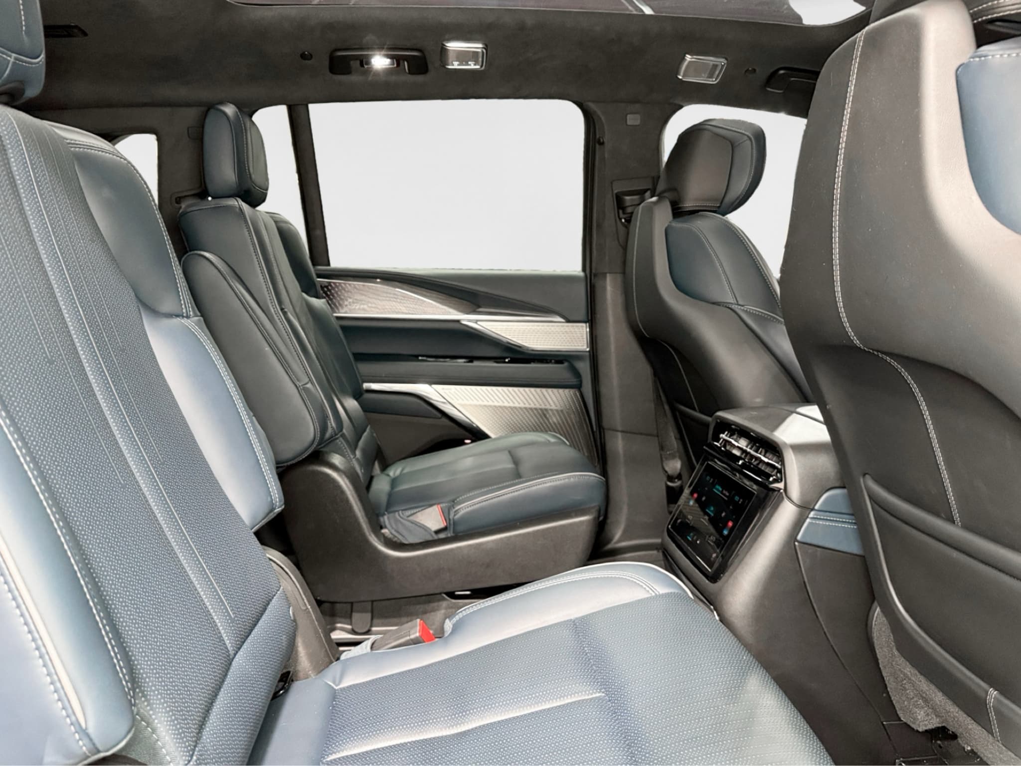 2025 Cadillac Escalade IQ view 25