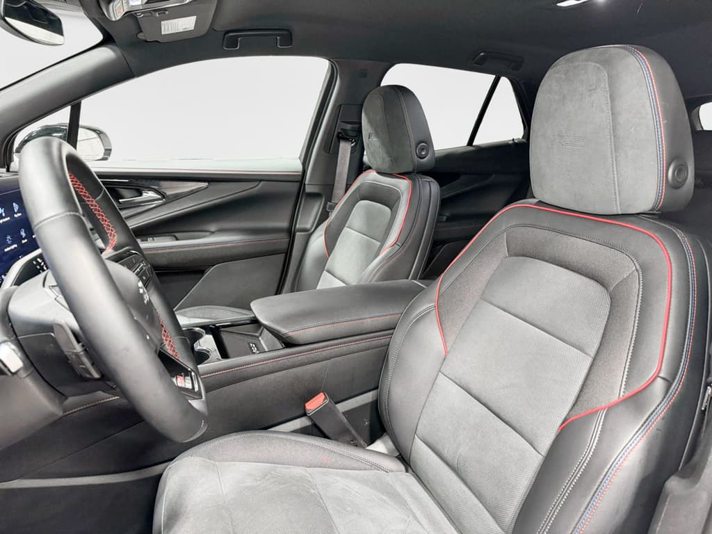2025 Chevrolet Blazer EV view 17