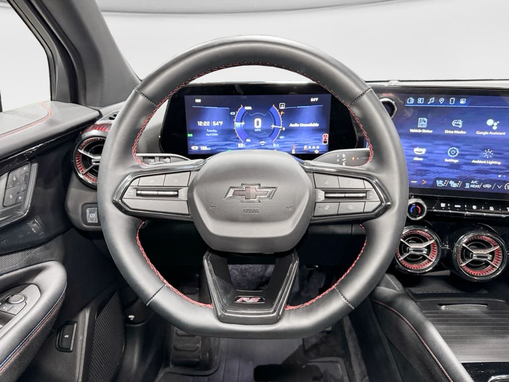 2025 Chevrolet Blazer EV view 9