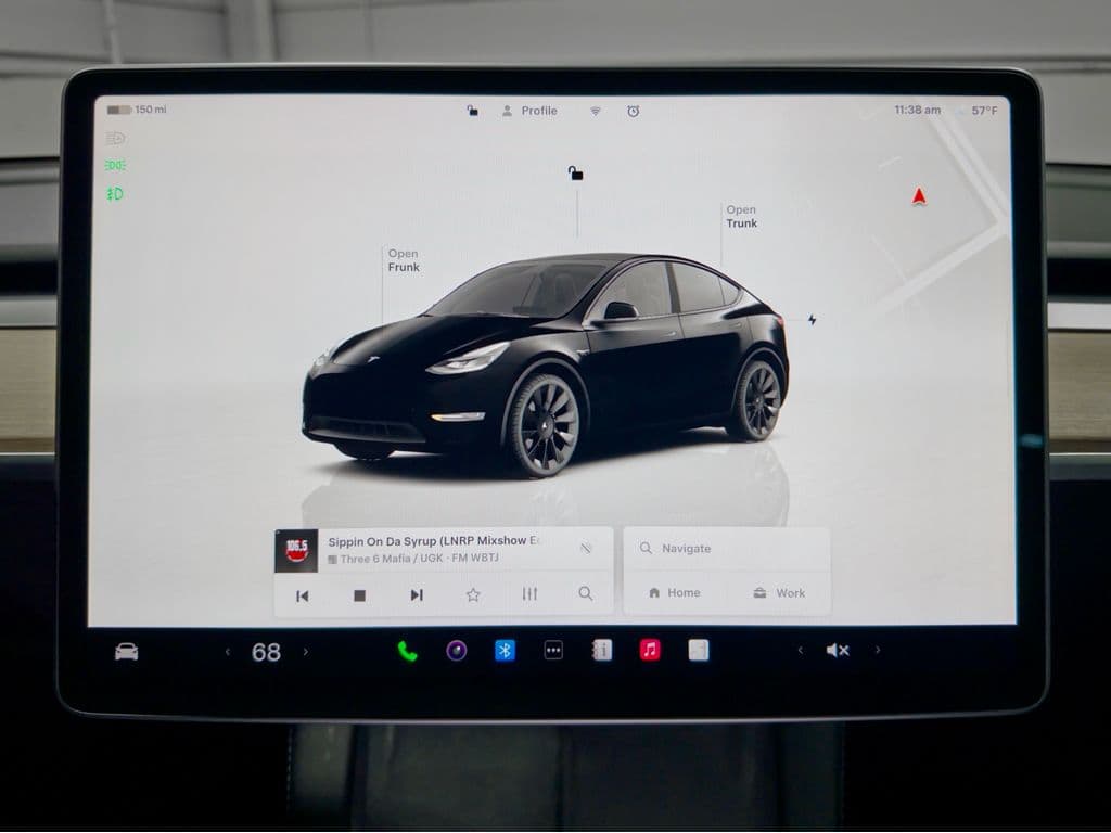 2024 Tesla Model Y view 8