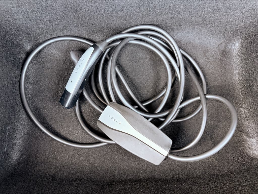 2022 Tesla Model 3 view 6