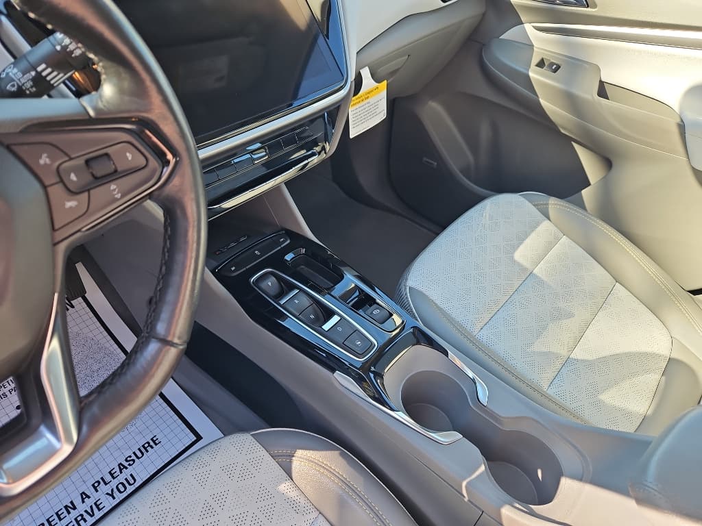 2022 Chevrolet Bolt EUV view 19